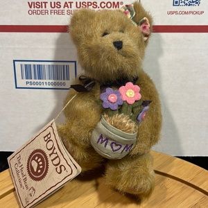 3/$10  Boyd's Bear Mom- Retired-With Tags-The Head Bean Collection - 6 inch